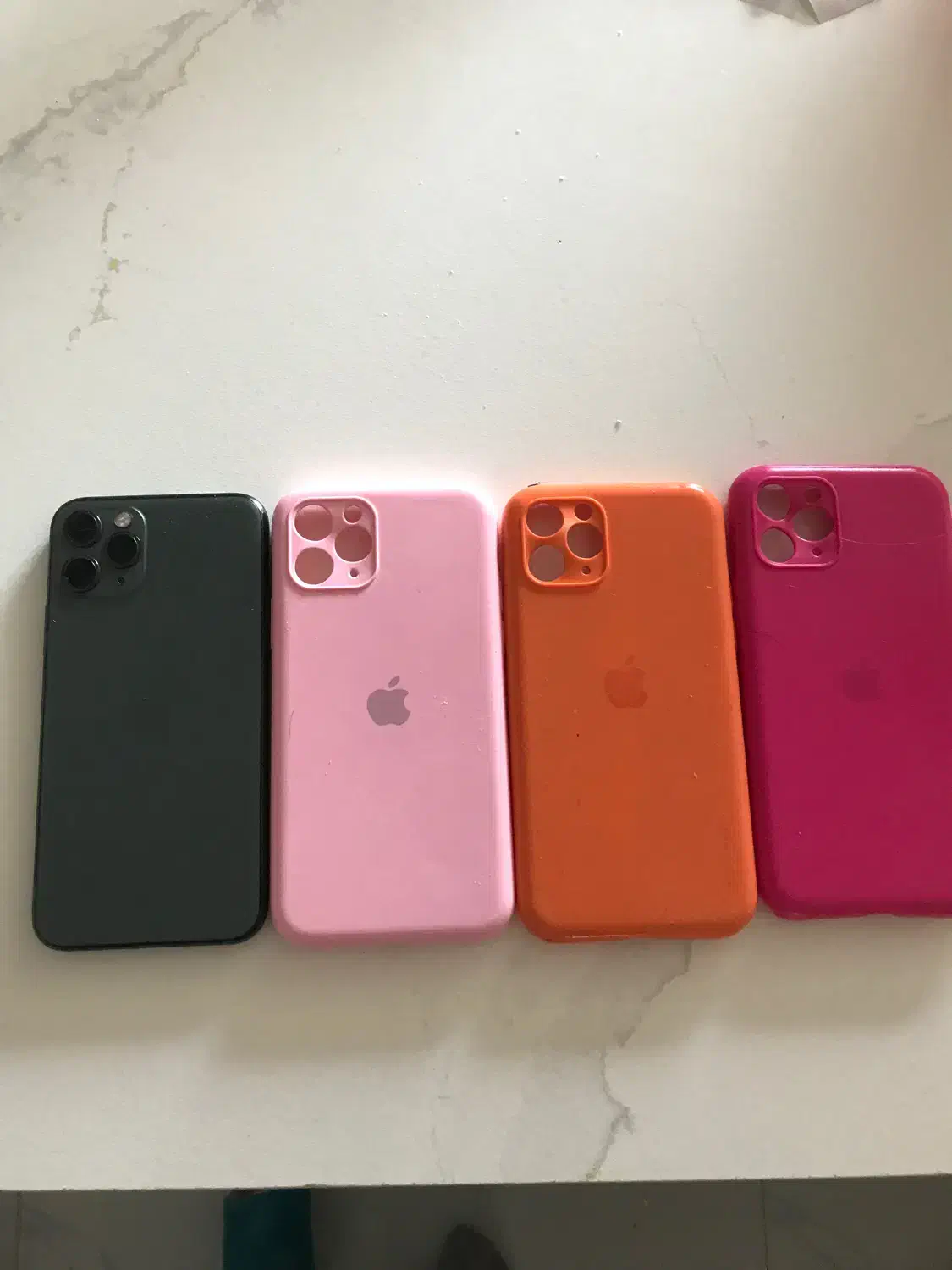 فروش ایفون11 pro نقرهای|موبایل|شیراز, قدوسی شرقی|دیوار