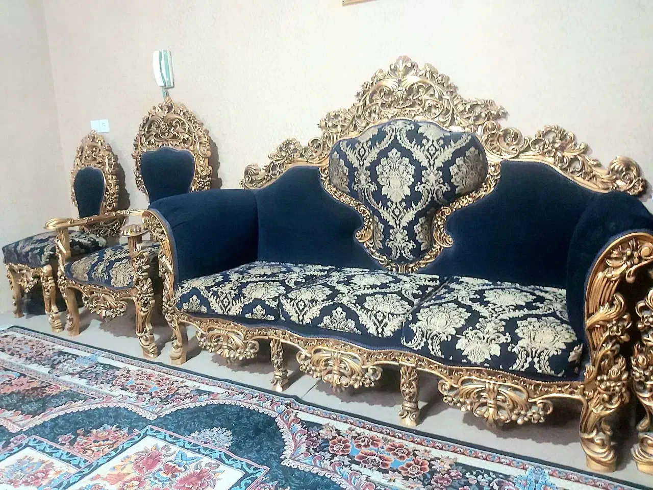 مبل ۷ نفره و تخت دونفره|مبلمان خانگی و میز عسلی|مشهد, آزادشهر|دیوار