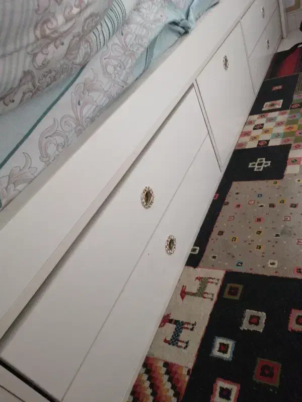 تخت چوبی با تشک|تخت و سرویس خواب|تهران, والفجر (افسریه)|دیوار