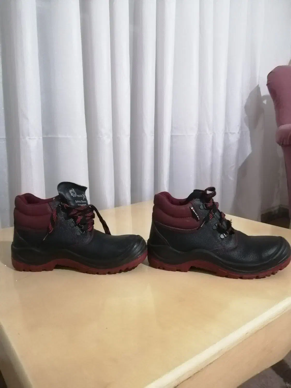 کفش ایمنی|کیف، کفش، کمربند|شیراز, جوادیه|دیوار