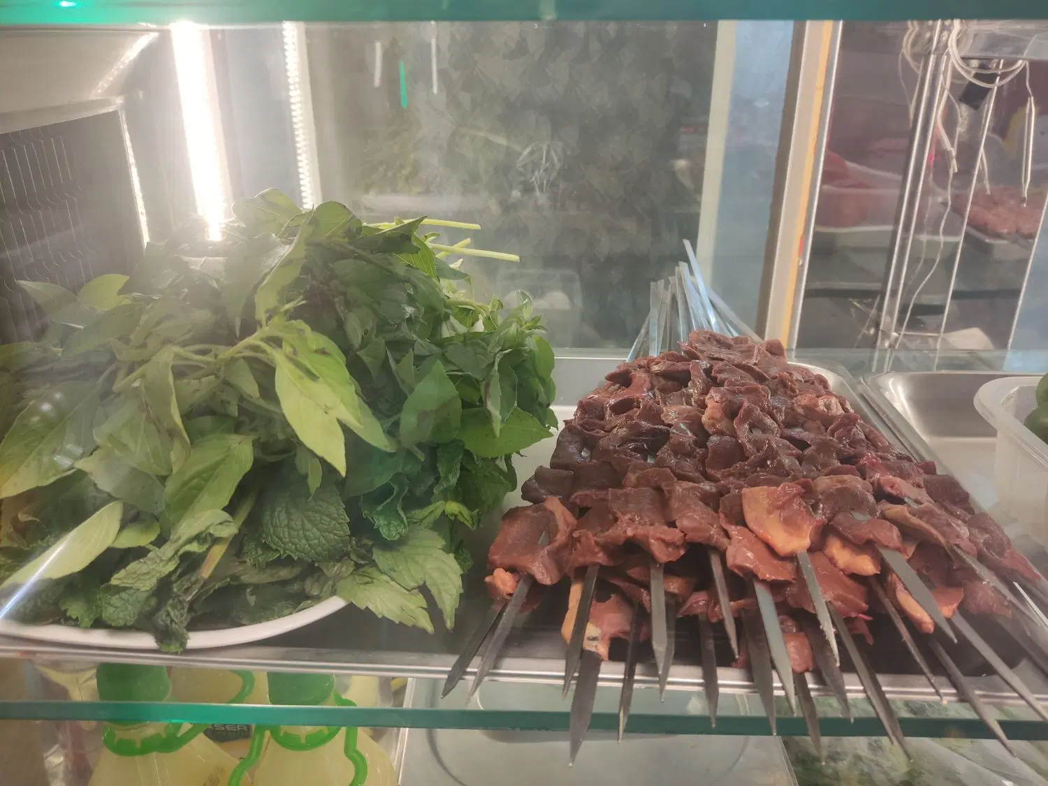 کبابی و جگرسرای قوشاچای (مرزداران) شعبه اندیشه|خوردنی و آشامیدنی|تبریز, |دیوار