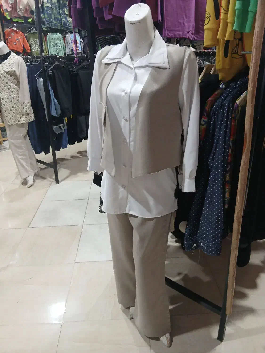 لوازم ب قیمت عمده|حراج|بروجرد, |دیوار