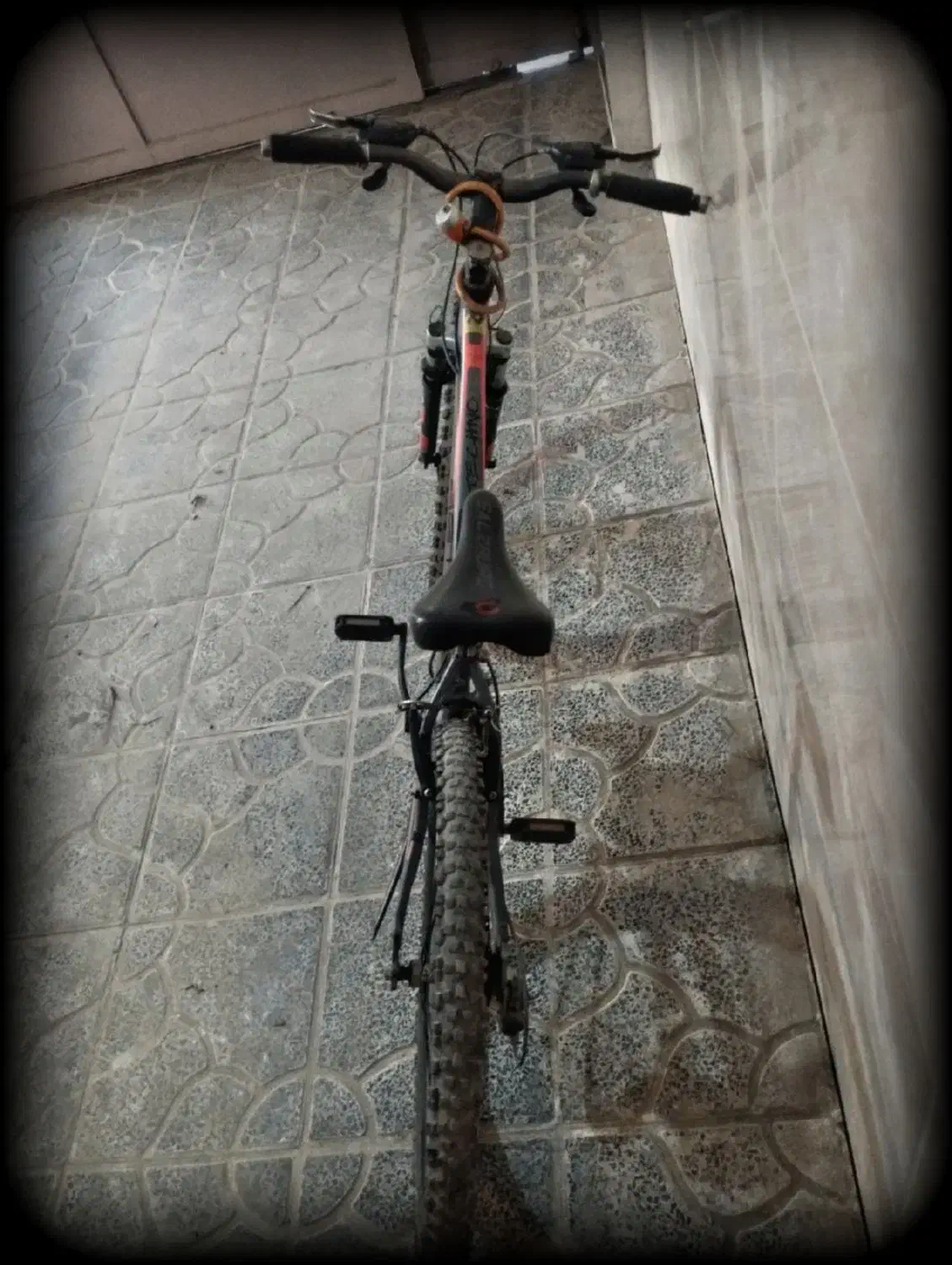 دوچرخه 26|دوچرخه، اسکیت، اسکوتر|صدرا-فارس, فاز ۱|دیوار