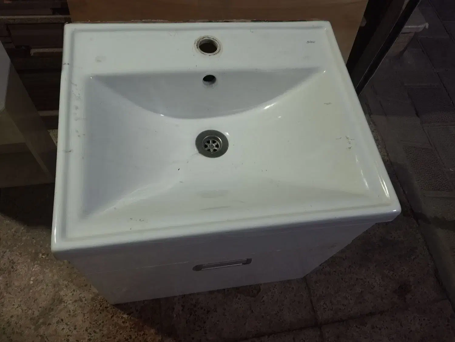 روشویی کابینت همراه با باکس آینه|لوازم سرویس بهداشتی|رباط‌کریم, رباط‌کریم|دیوار