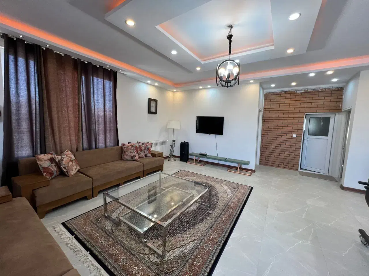 اجاره ویلا دوخواب مهرآباد استخردار کد ۰۱۱۵|اجارهٔ کوتاه‌مدت ویلا و باغ|رودهن, |دیوار