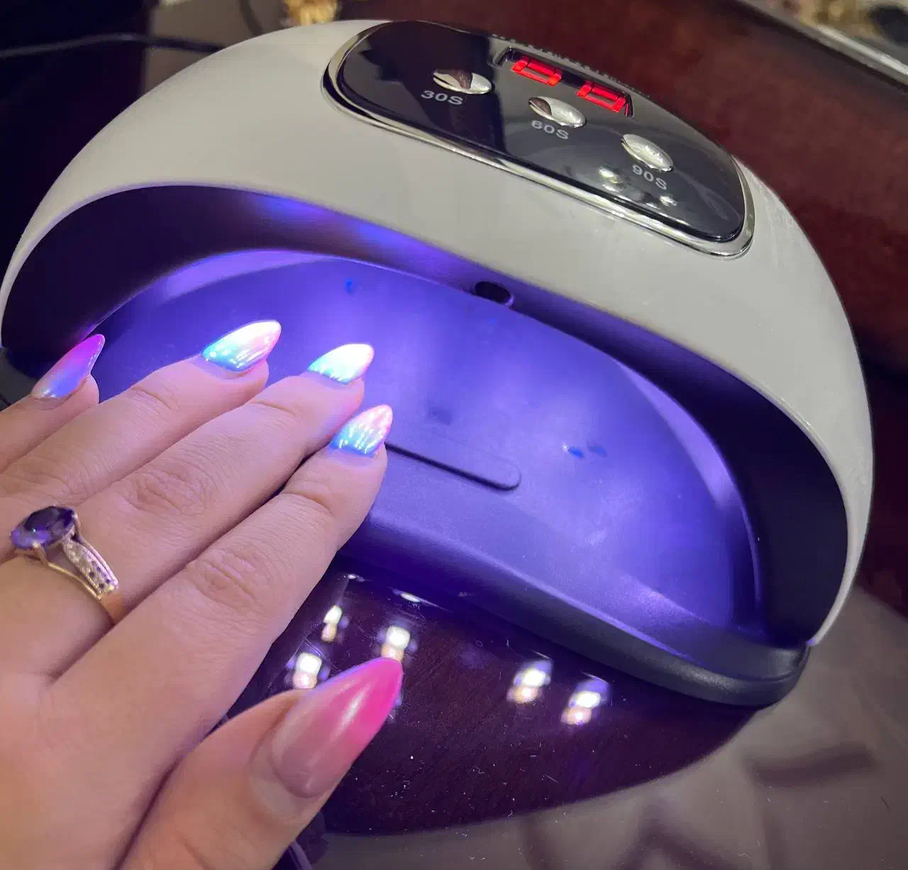 دستگاه یووی نو|آرایشی، بهداشتی، درمانی|تبریز, |دیوار