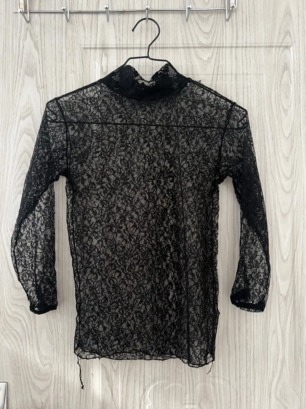 بادی زیر لباس مجلسی|لباس|رشت, حمیدیان|دیوار