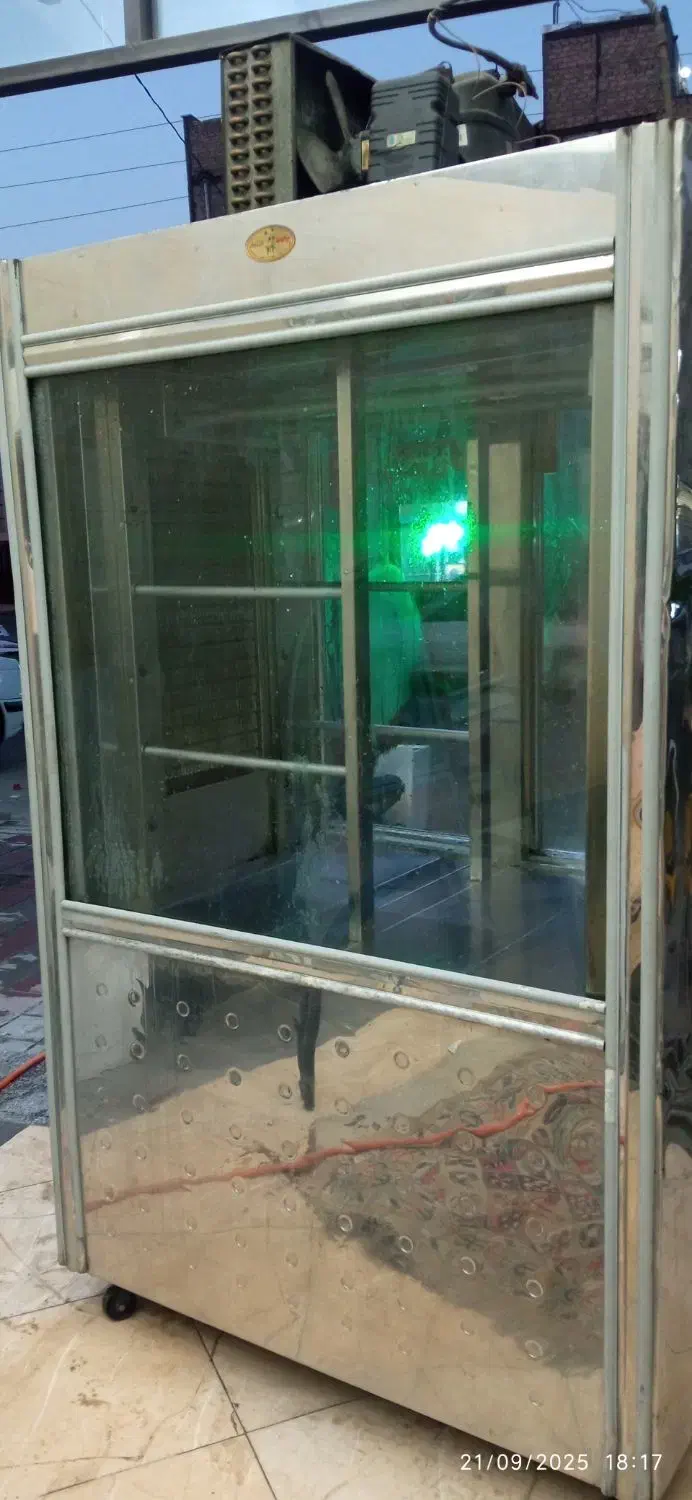 یخچال کبابی ارتفاع2متر عرض1/20 طول90سانت کاملاسالم|فروشگاه و مغازه|تهران, خلیج فارس|دیوار