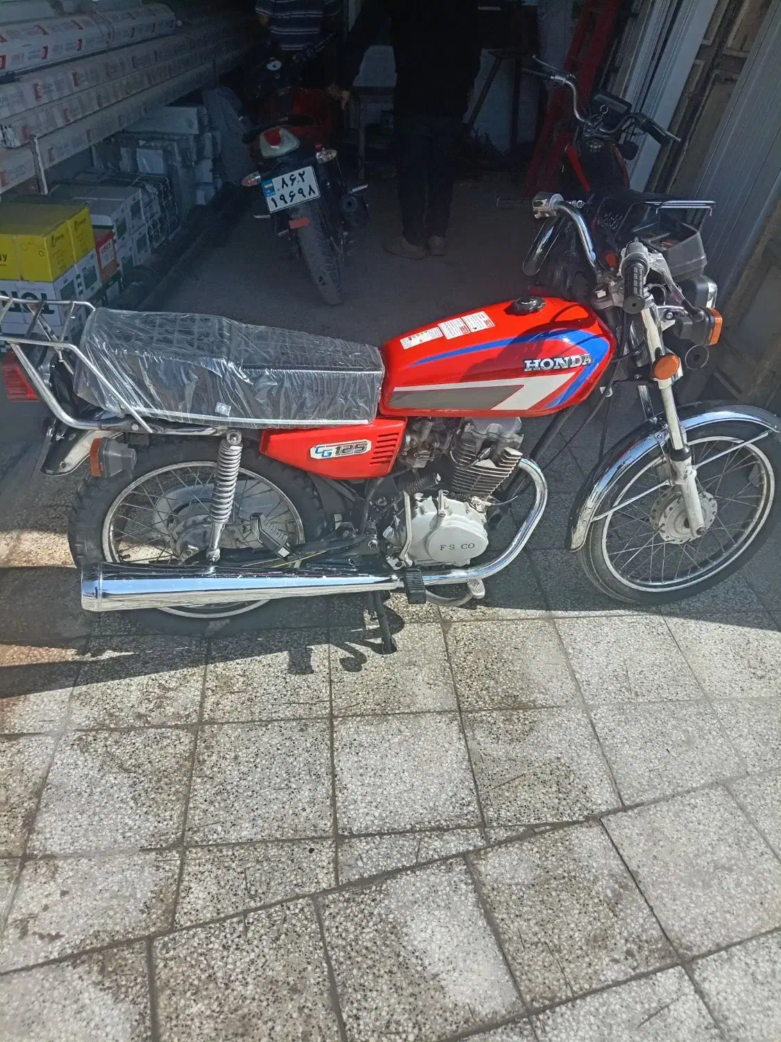 هندا فرزام|موتورسیکلت|تربت‌حیدریه, کوی شهید احمدزاده ملکی|دیوار