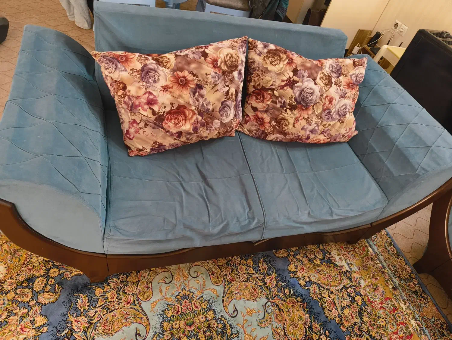 مبل کارکرده مبل دست دوم عسلی و جلو مبلی دست دوم|مبلمان خانگی و میز عسلی|قم, شهرک مهدیه (مدرس)|دیوار
