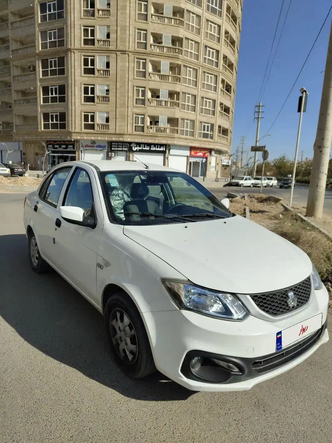 ساینا دوگانه مدل۱۴۰۳|خودرو سواری و وانت|شیراز, شهرک فرزانگان|دیوار