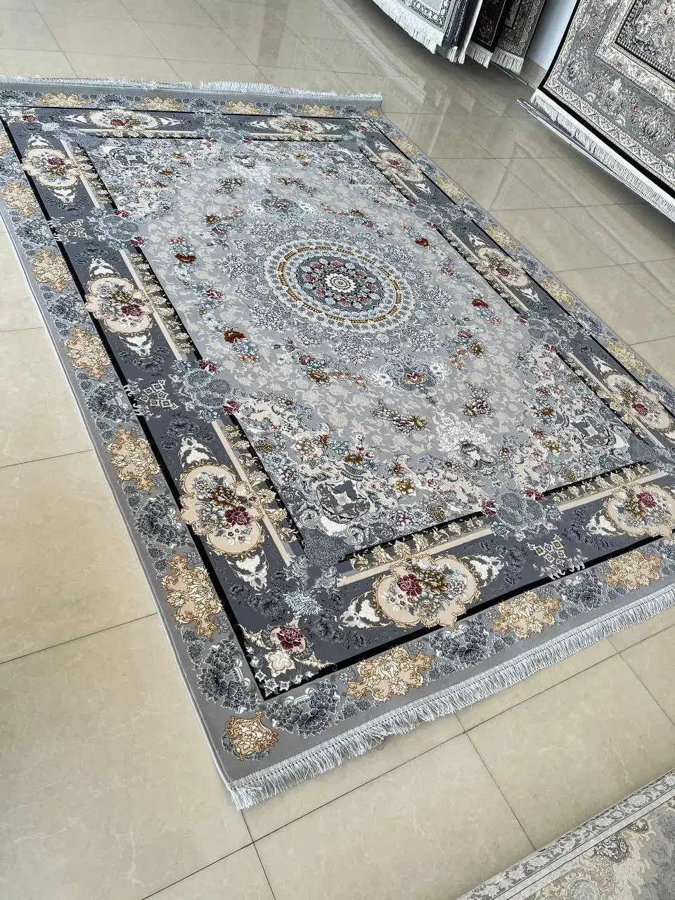 تولیدی بزرگ فرش خرم|فرش|خاش, |دیوار