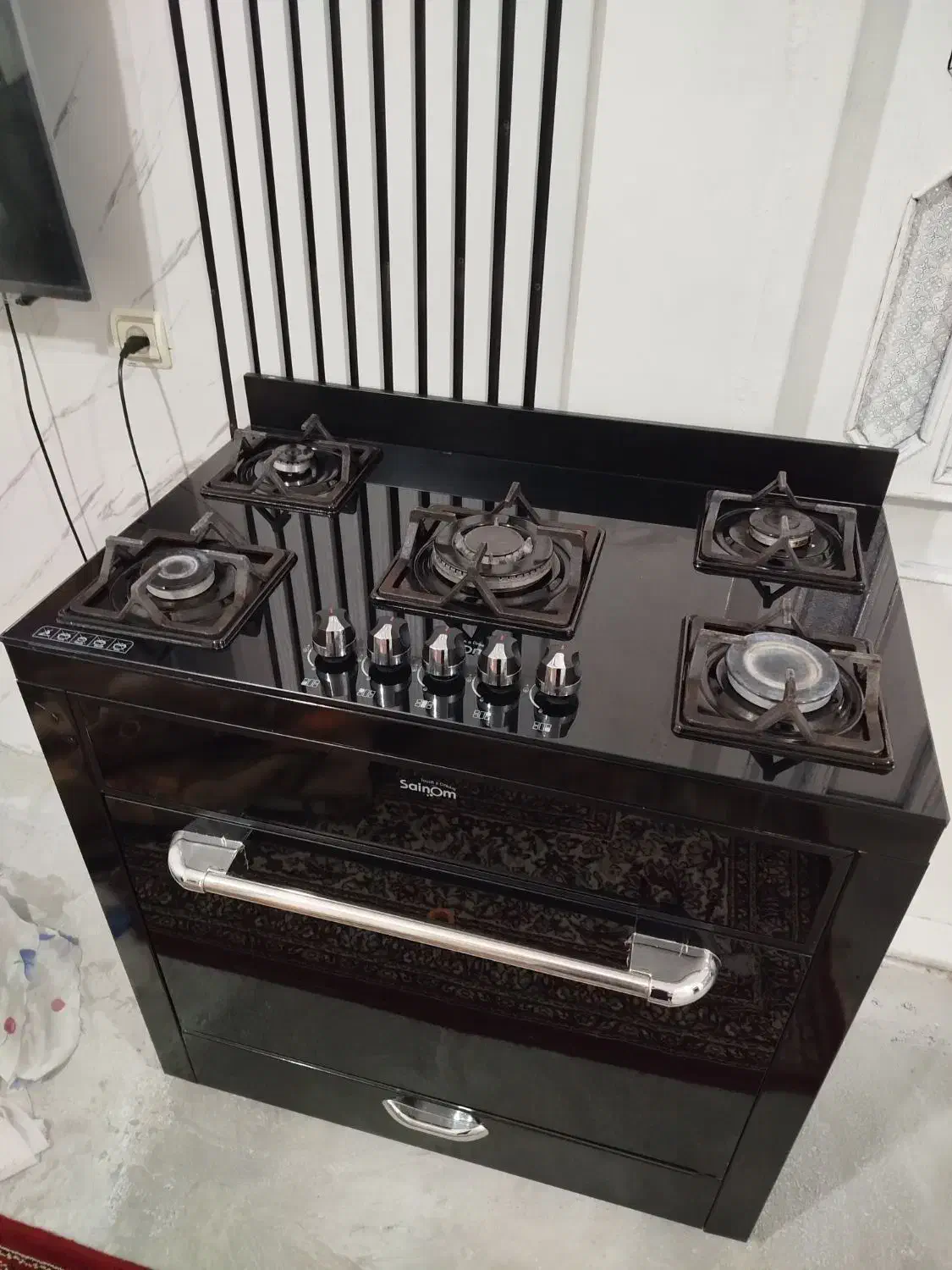 گاز پنج شعله تمیز بشرط کار وتست بفروش میرسد|اجاق گاز و لوازم برقی پختوپز|کوهدشت, |دیوار