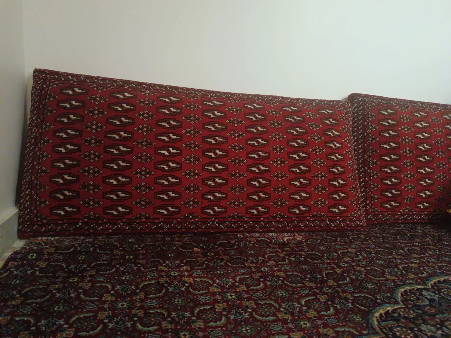 پشتی|پشتی|تبریز, |دیوار