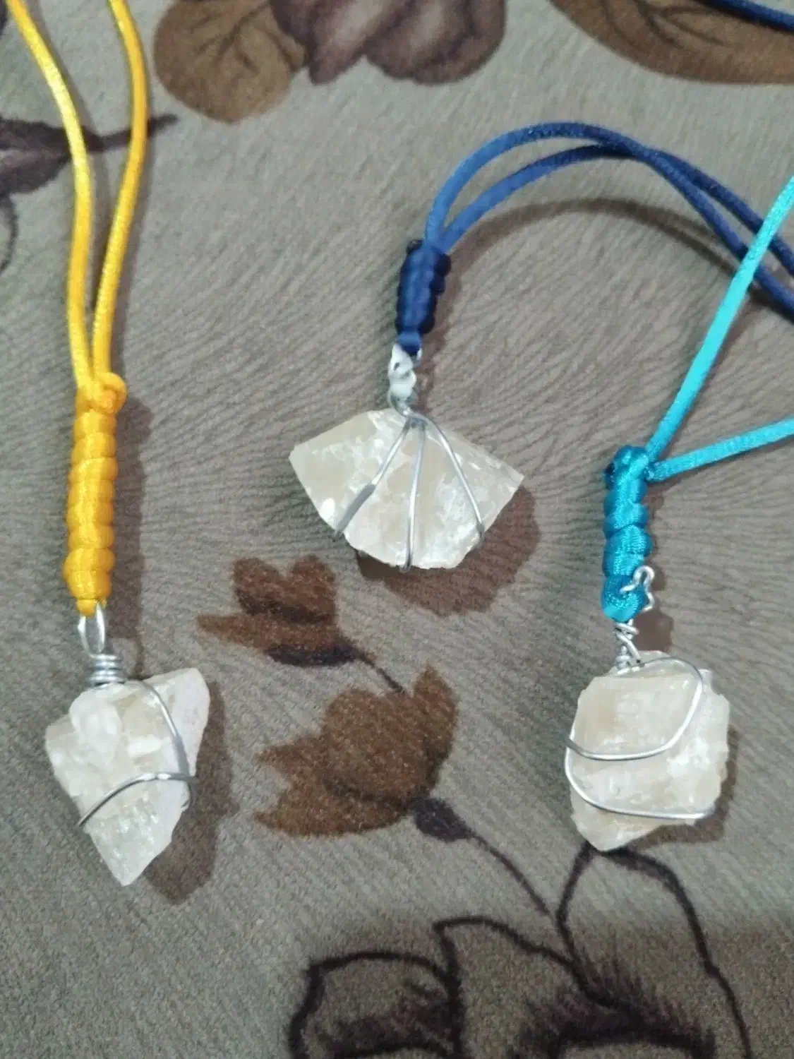 گردنبندسنگ کلسیت|جواهرات|خرمآباد, |دیوار