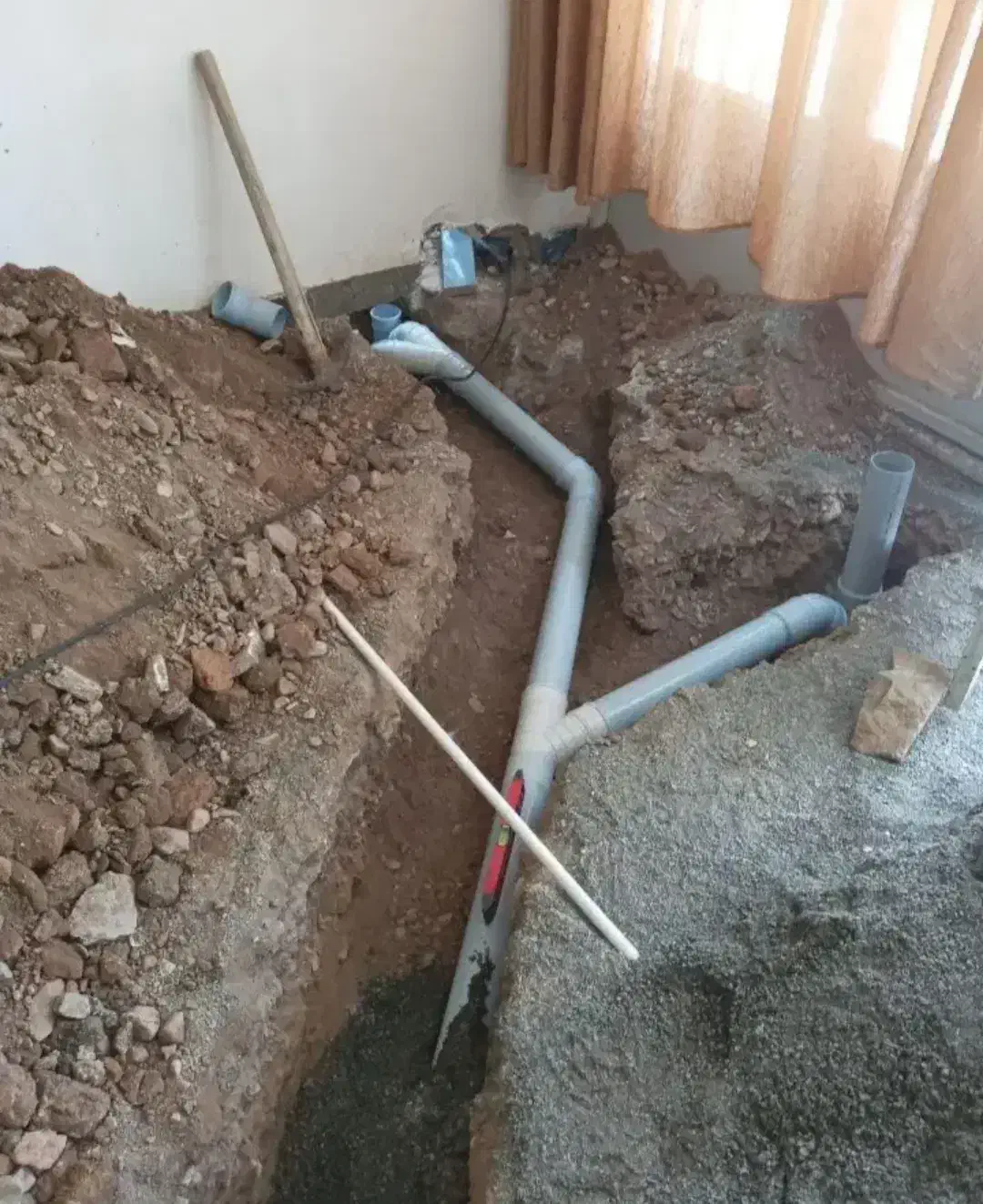 تعمیرات لوله کشی آب و فاضلاب و نصب شیرآلات|خدمات پیشه و مهارت|مهران (ایلام), |دیوار