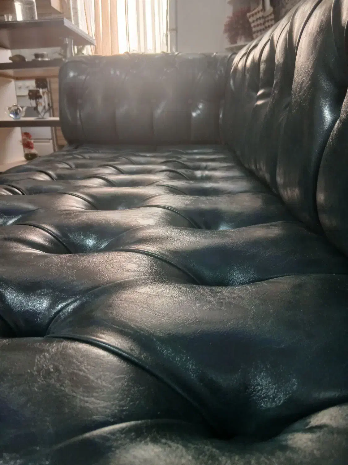 مبل راحتی چستر ۳ نفره|مبلمان خانگی و میز عسلی|اندیشه, اندیشه فاز ۱|دیوار