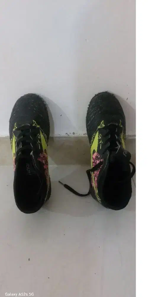 کفش ورزشی استوک|کیف، کفش، کمربند|مسجد سلیمان, |دیوار