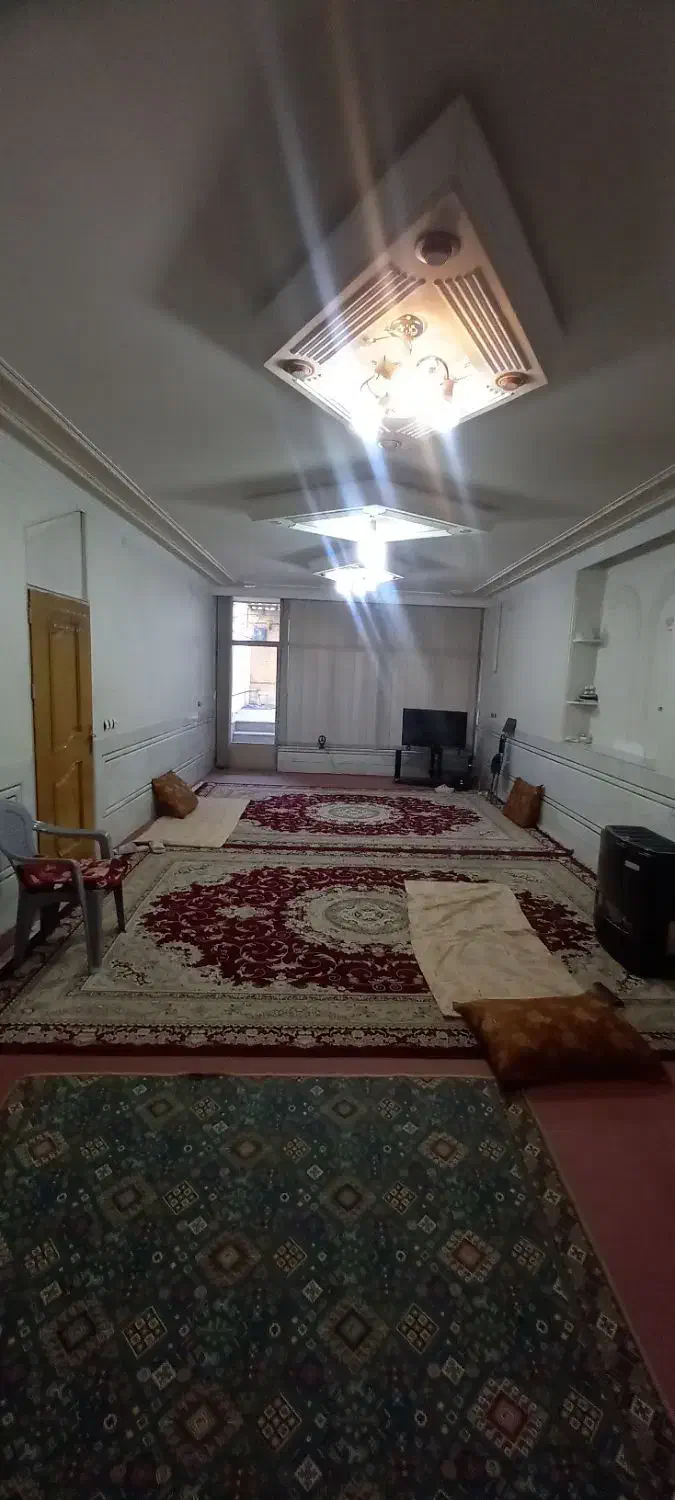 منزل دوطبقه شمالی خیابان منتظری شمالی خرم غربی|فروش خانه و ویلا|نجف‌آباد, پادگان|دیوار