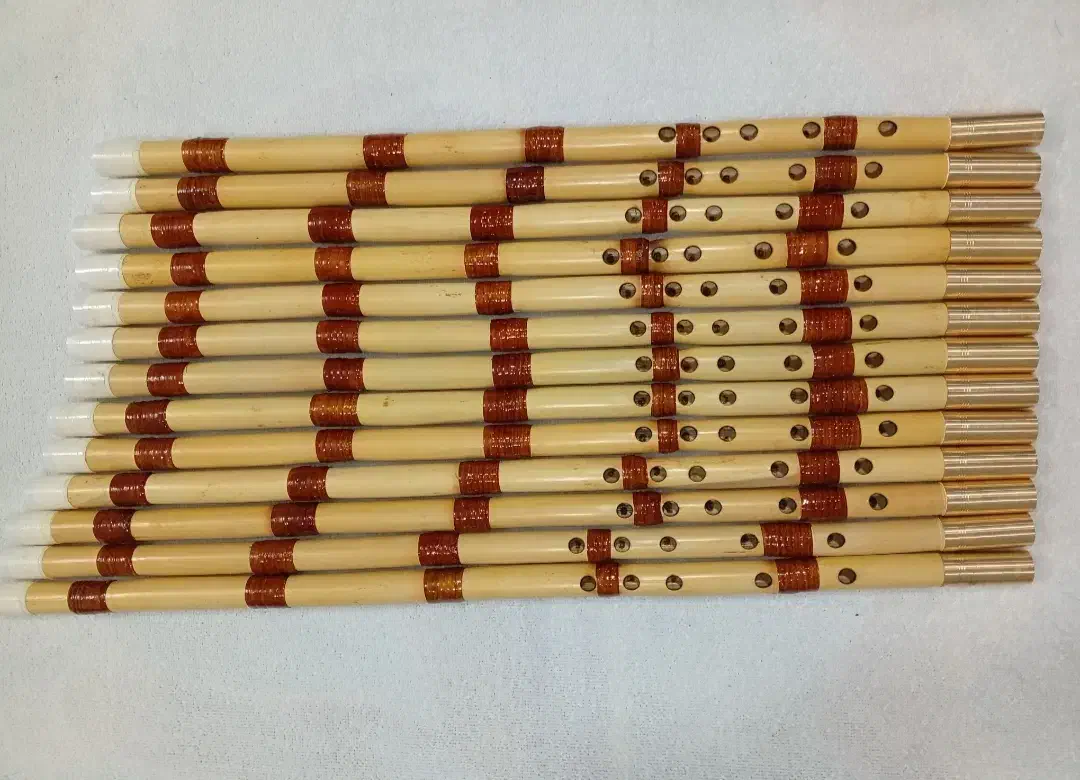 نی هفت‌بند.درجه یک.دندانی و لبی|سازهای بادی|شیراز, زند|دیوار