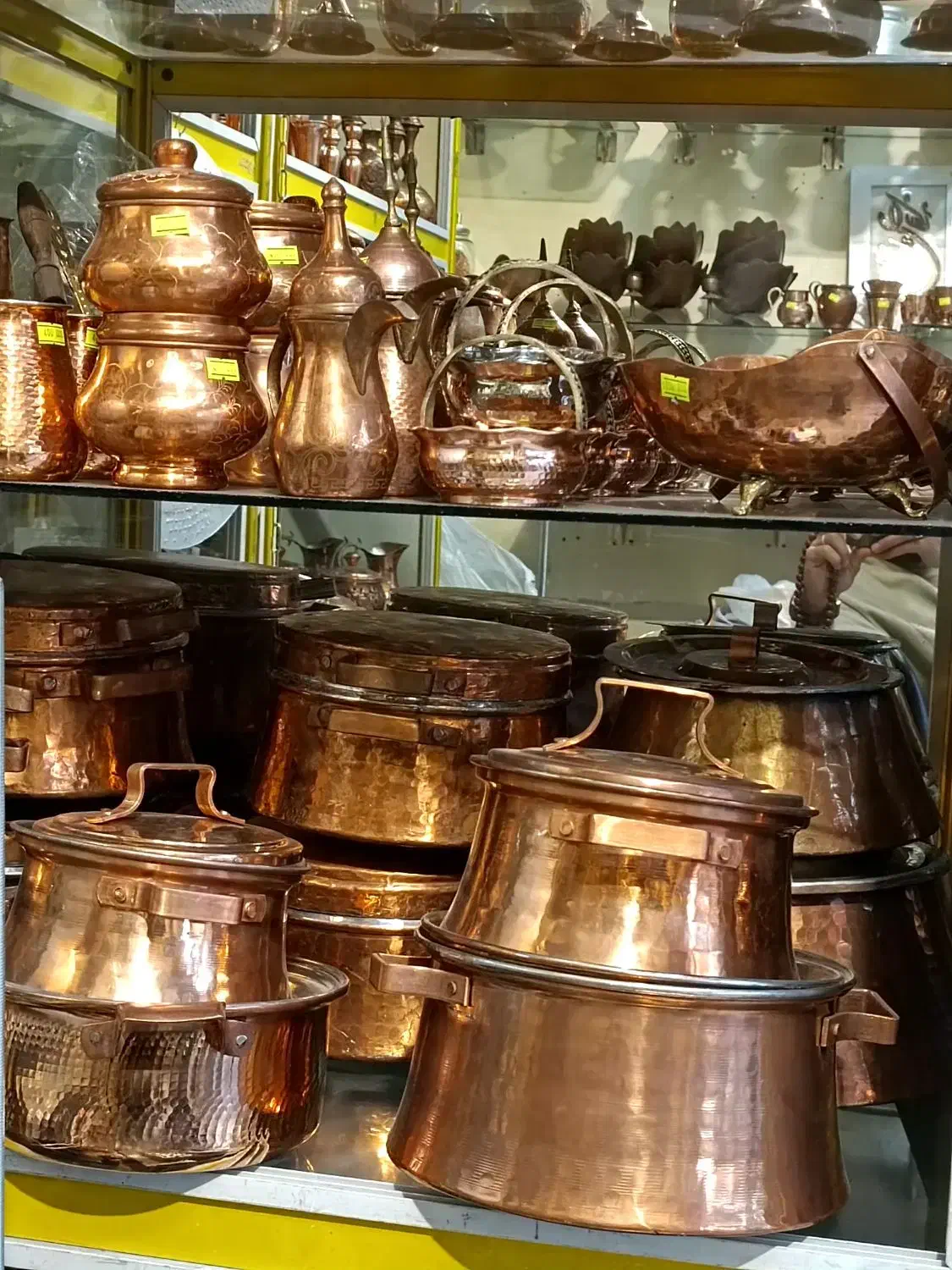 ظروف مس انواع قابلمه|ظروف پختوپز|شیراز, گود عربان|دیوار