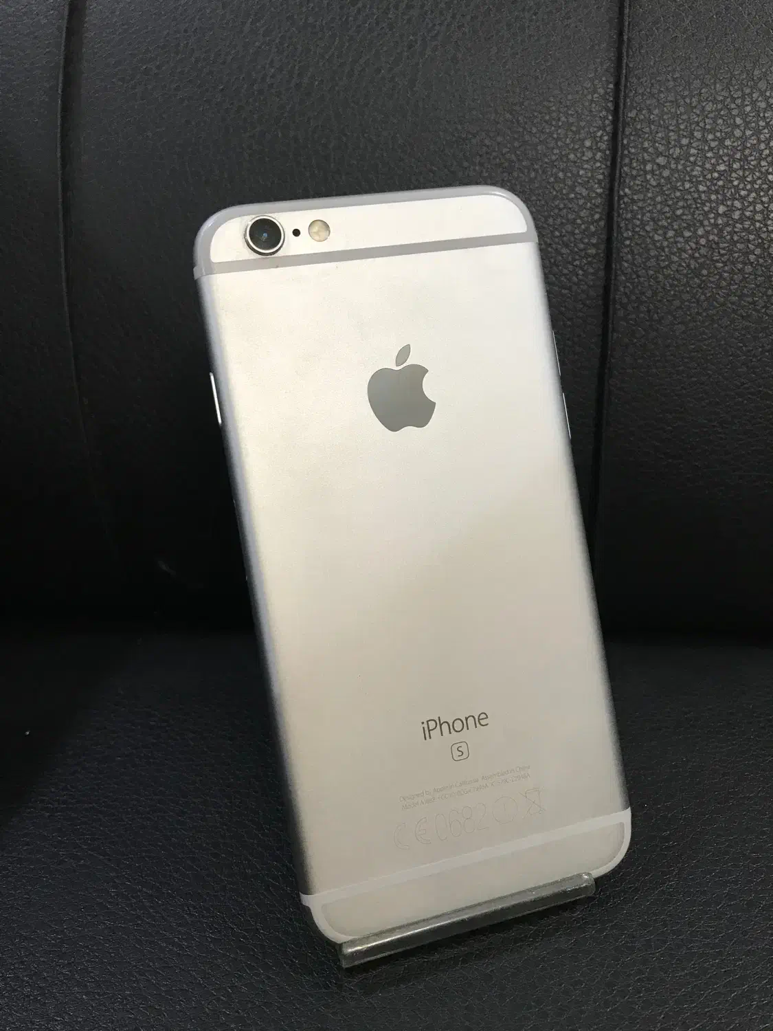 اپل(ایفون6s)|موبایل|رباط‌کریم, رباط‌کریم|دیوار
