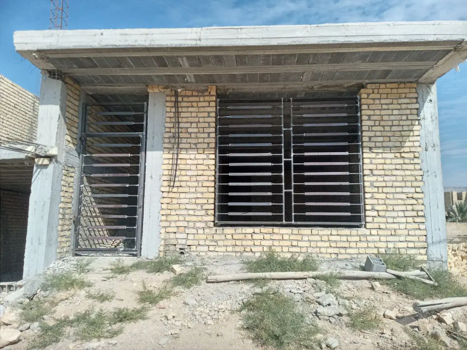 نصب در و پنجره و جوشکاری|خدمات پیشه و مهارت|نورآباد ممسنی, |دیوار