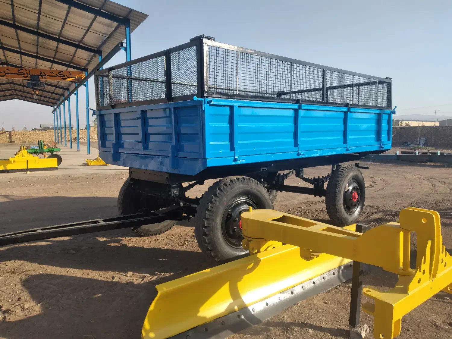 تریلی رومانی|قطعات یدکی و لوازم جانبی|عطاملک, |دیوار