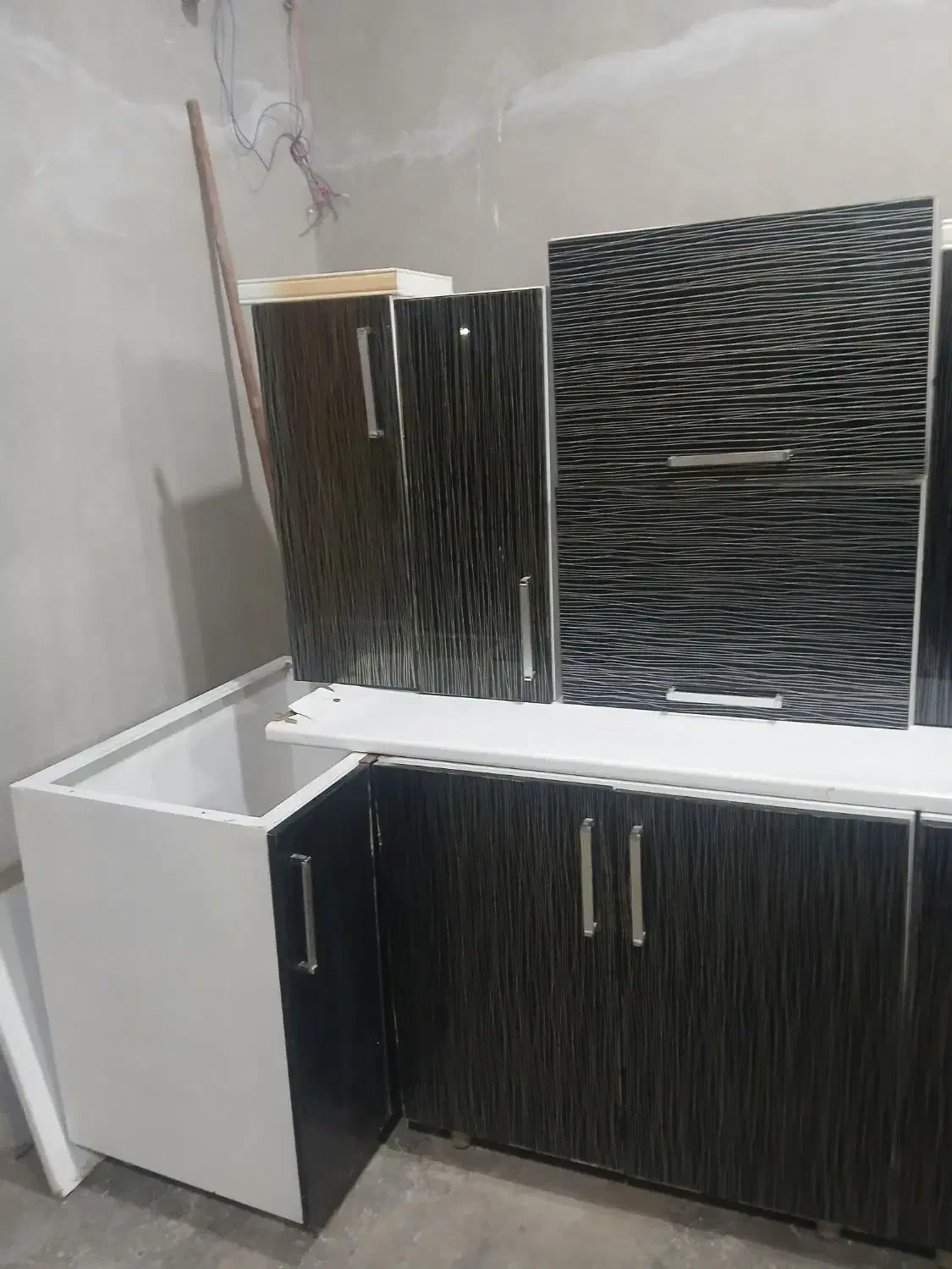 کابینت|آبچکان و نظمدهنده ظروف|سامن, |دیوار