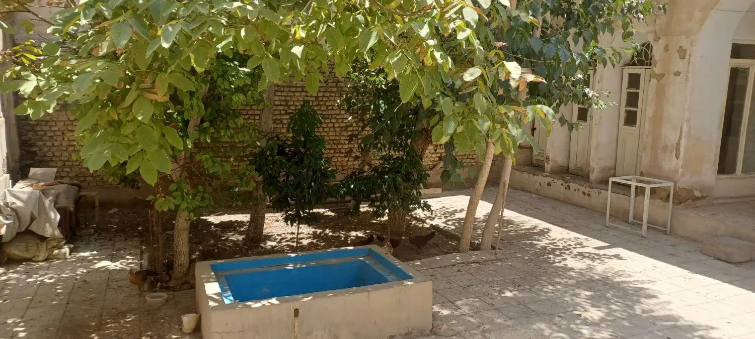 اجاره خانه دربست۲۸۰ متری خیابان ابن سینا|اجارهٔ خانه و ویلا|اصفهان, سرچشمه|دیوار