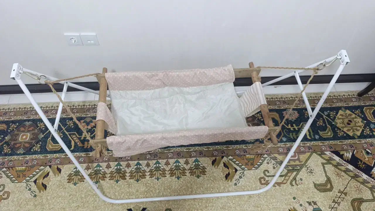 گهواره در حد نو|کالسکه و لوازم جانبی|شیروان (خراسان), |دیوار