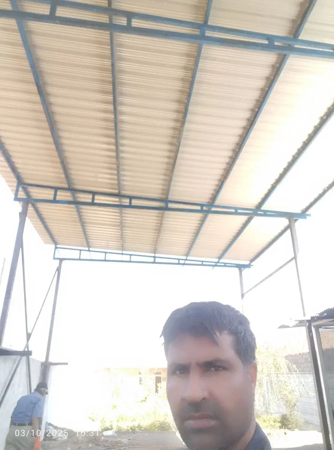 اجرا ونصب سوله والاچیق جوشکاری درب  ریلی|خدمات پیشه و مهارت|قائن, |دیوار