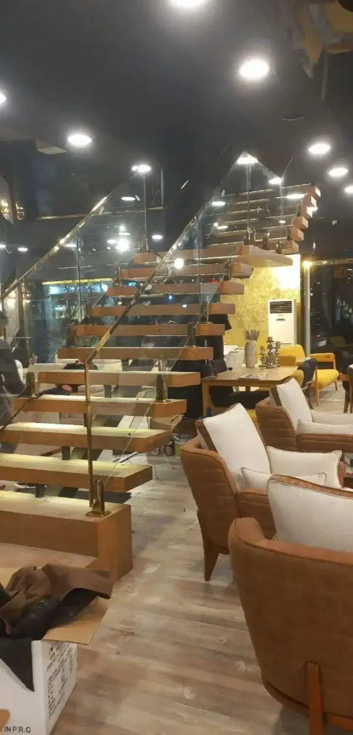 پله و نرده شیشه ای|خدمات پیشه و مهارت|آبادان, |دیوار