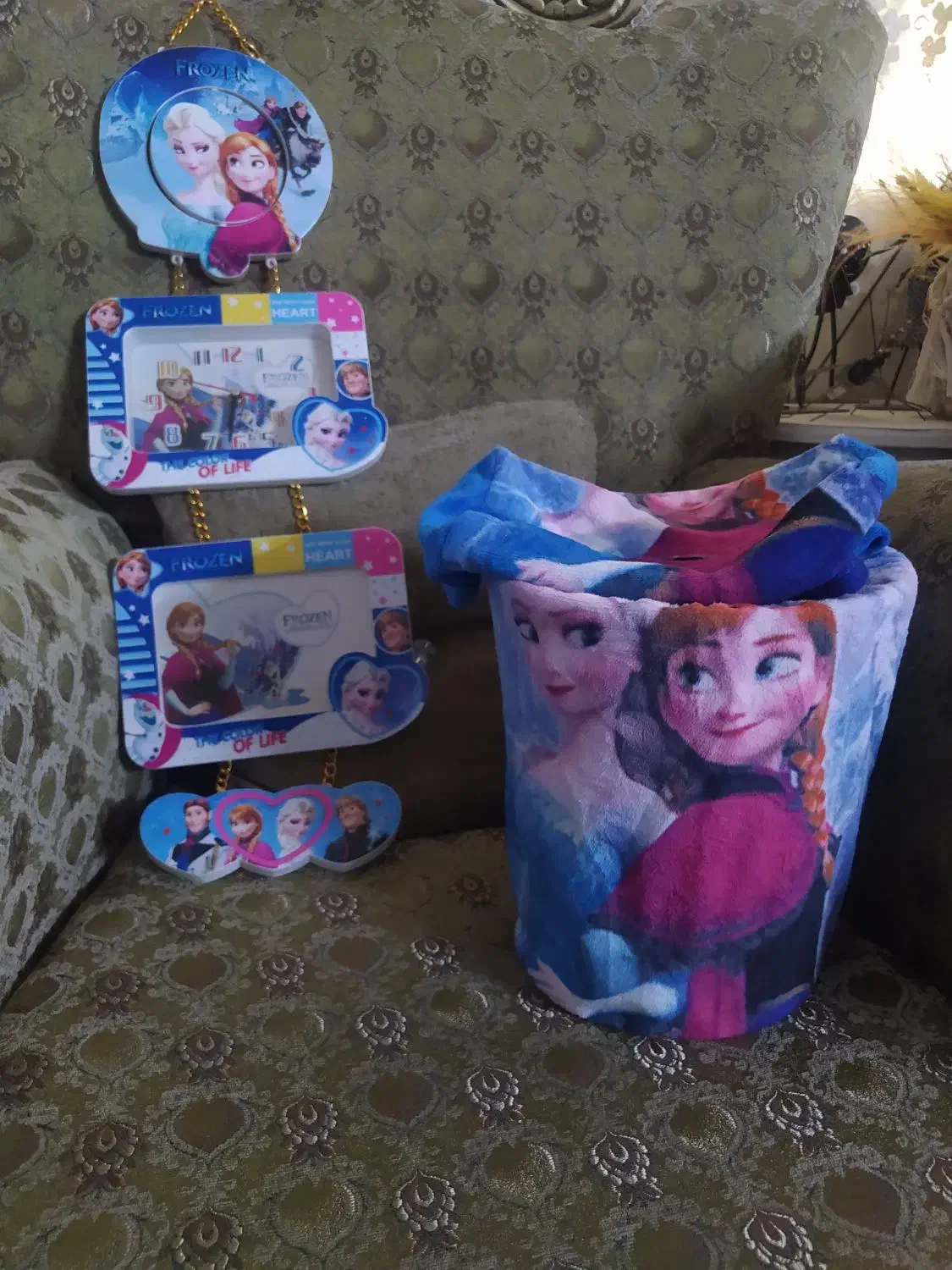 لوستر دخترونه|لوستر و چراغ آویز|قرچک, شهرک مهستان|دیوار