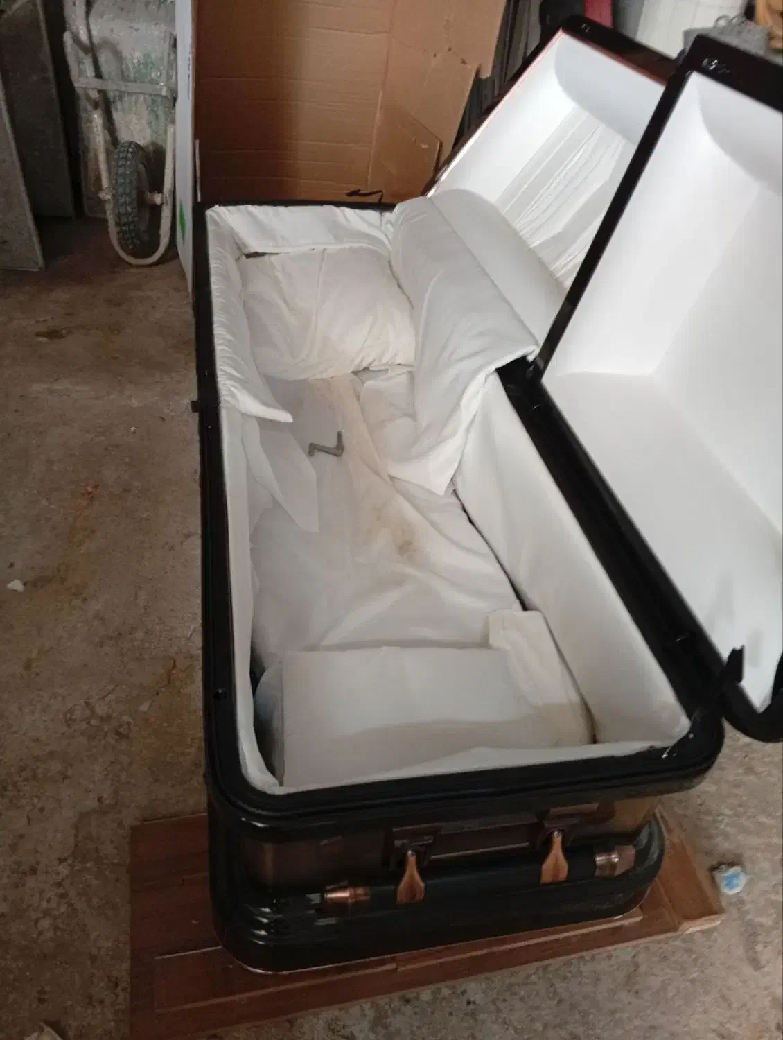 تابوت جنازه کشی  اصل اروپا باکارتن|مبلمان خانگی و میز عسلی|بابل, |دیوار