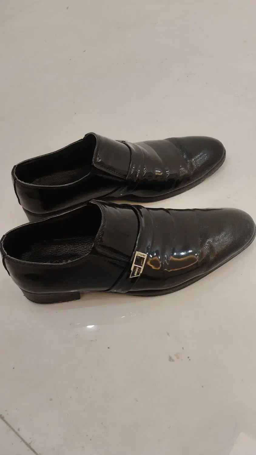 شوبرو|کیف، کفش، کمربند|بجنورد, |دیوار