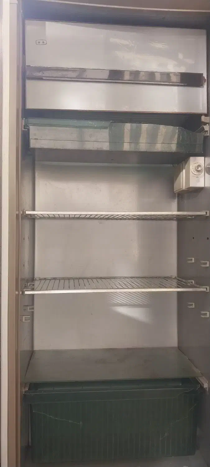 یخچال هوور مبل هفت نفره ماشین لباسشویی هایر ۶کیل|مبلمان خانگی و میز عسلی|شیراز, کوشک میدان|دیوار