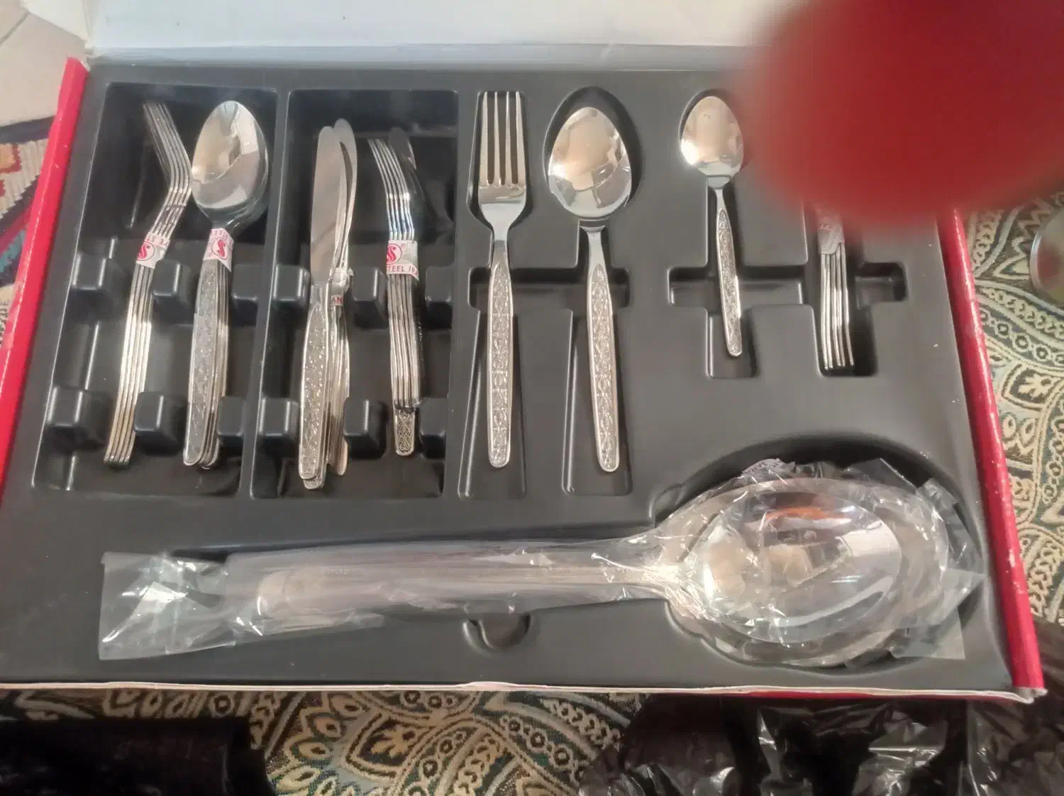 قاشق و چنگال|ظروف سرو و پذیرایی|کرج, کوی گلها|دیوار