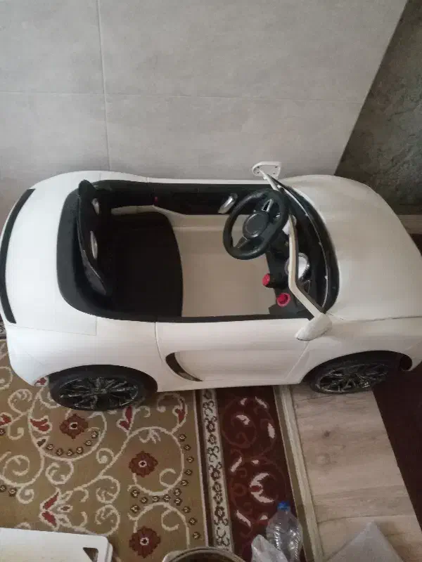 ماشین پورشه برای بچه های دو تا 5 سال|اسباب‌بازی بچه|آق قلا, |دیوار