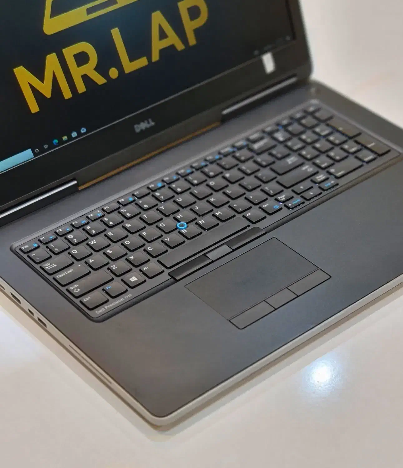 Dell 7710 / i7 6820HQ / 4G M4000 غول رندرگیری گیم|رایانه همراه|شیراز, عفیف‌آباد|دیوار
