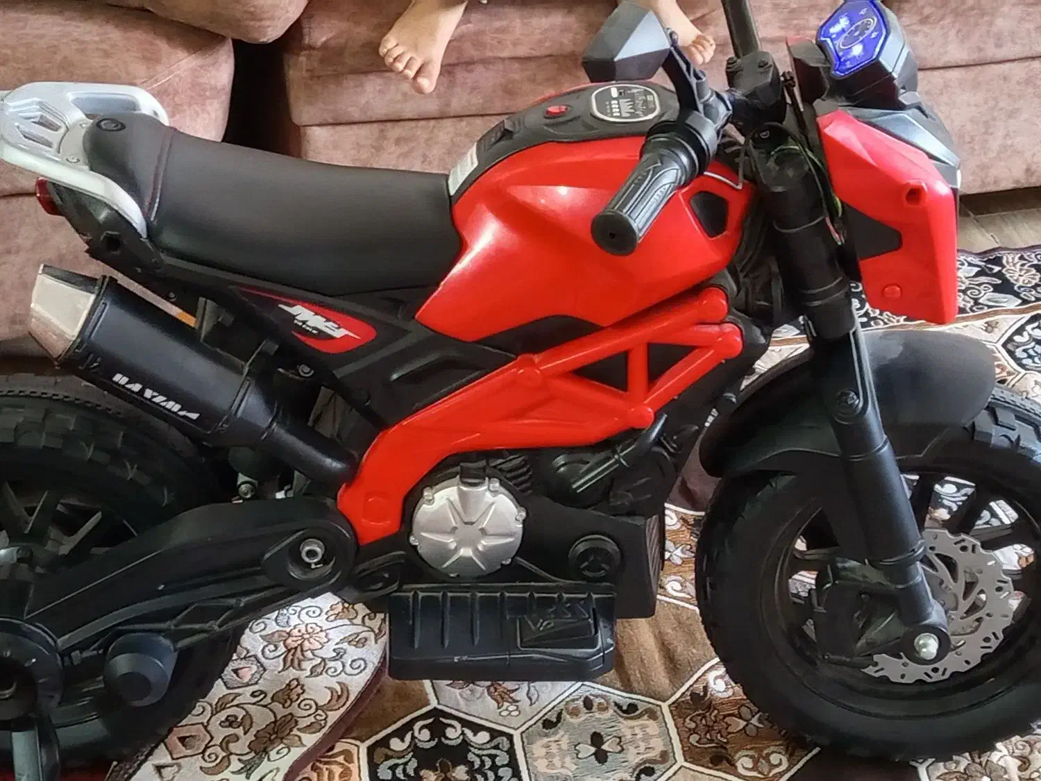 تعدادی لوازم|فرش|تایباد, |دیوار