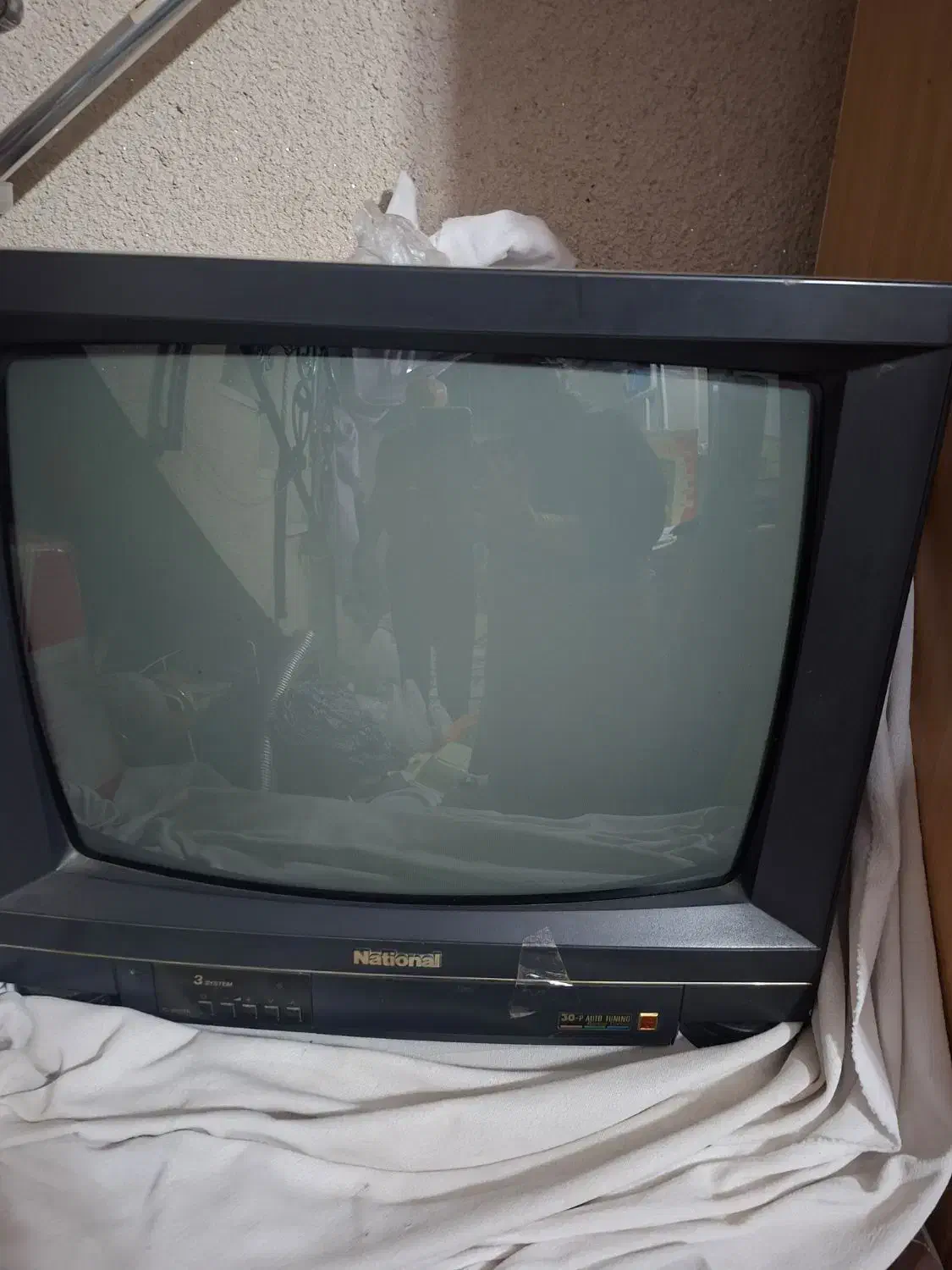 تلویزیون|تلویزیون و پروژکتور|آستانه اشرفیه, |دیوار