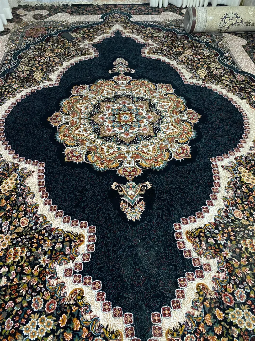 فرش ۱۲متری۷۰۰شانه|فرش|مشهد, ایمان|دیوار