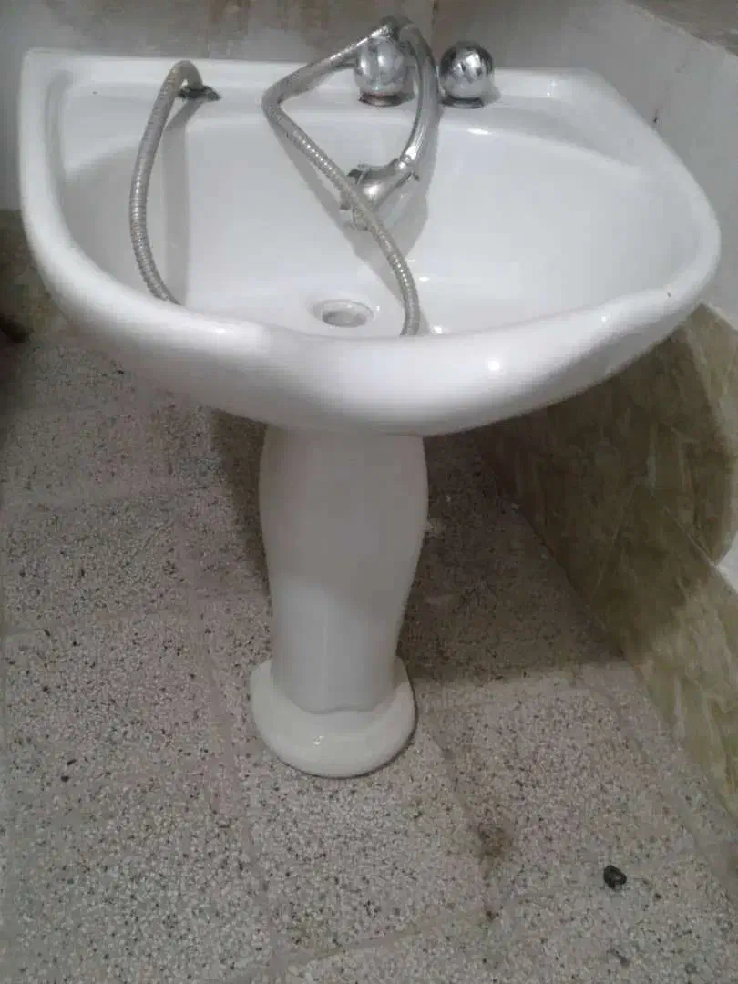 روشویی|لوازم سرویس بهداشتی|زرقان, |دیوار