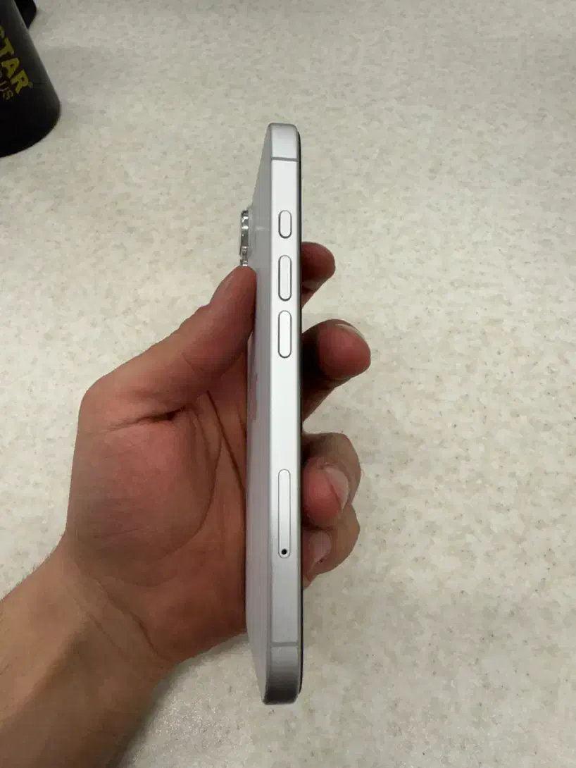 ایفون 16 نرمال|موبایل|اصفهان, لنبان|دیوار