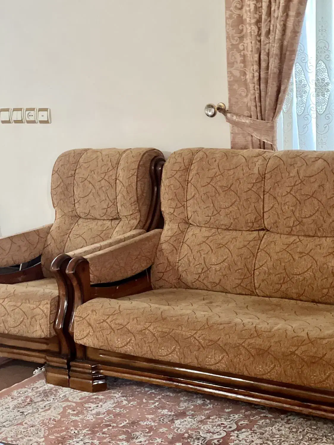 مبل ۷ نفره|مبلمان خانگی و میز عسلی|خلخال, |دیوار