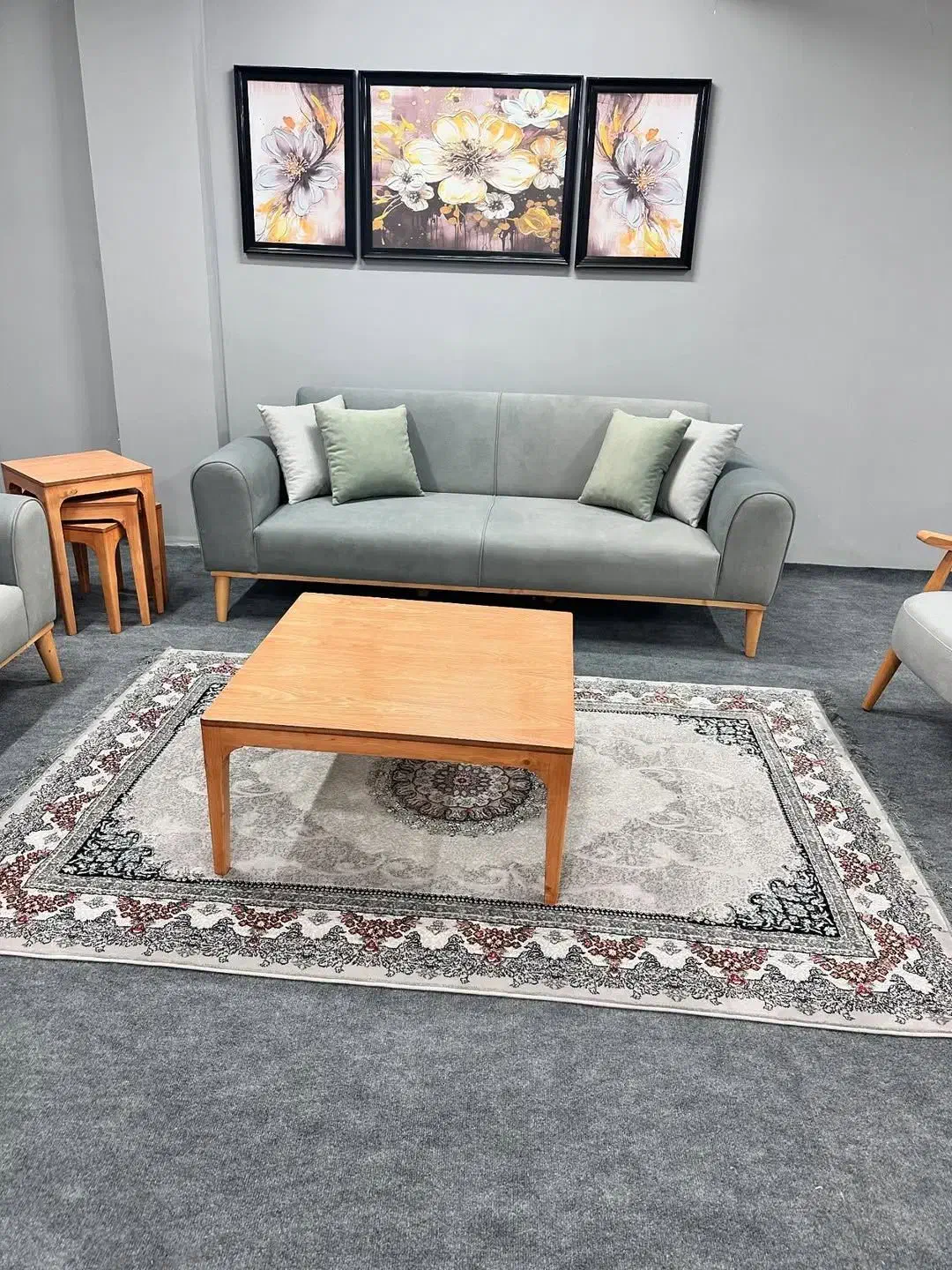 مبل ماندانا.فروش اقساطی /قیمت واقعی/مبل کاج|مبلمان خانگی و میز عسلی|همدان, |دیوار