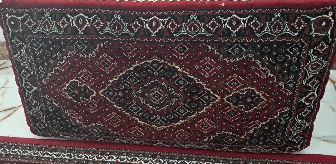 فروش فرش و پشتی|فرش|دهگلان, |دیوار