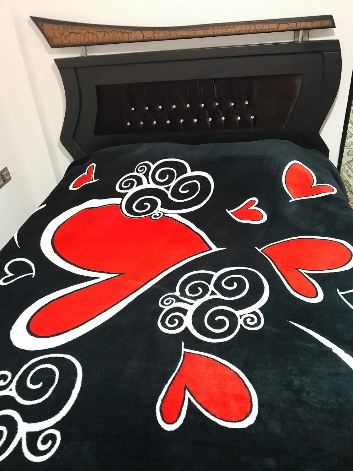 تخت‌وکمد‌‌|تخت و سرویس خواب|نشتارود, |دیوار