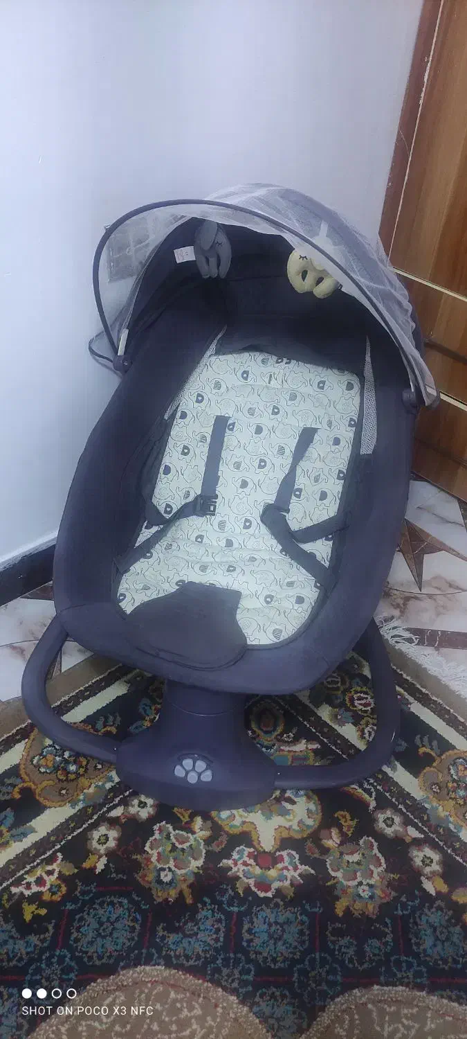 گهواره برقی|کالسکه و لوازم جانبی|لاهیجان, لیالستان|دیوار